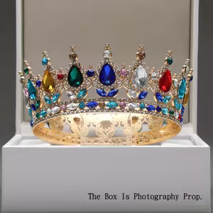 Elegant Ladies Crown