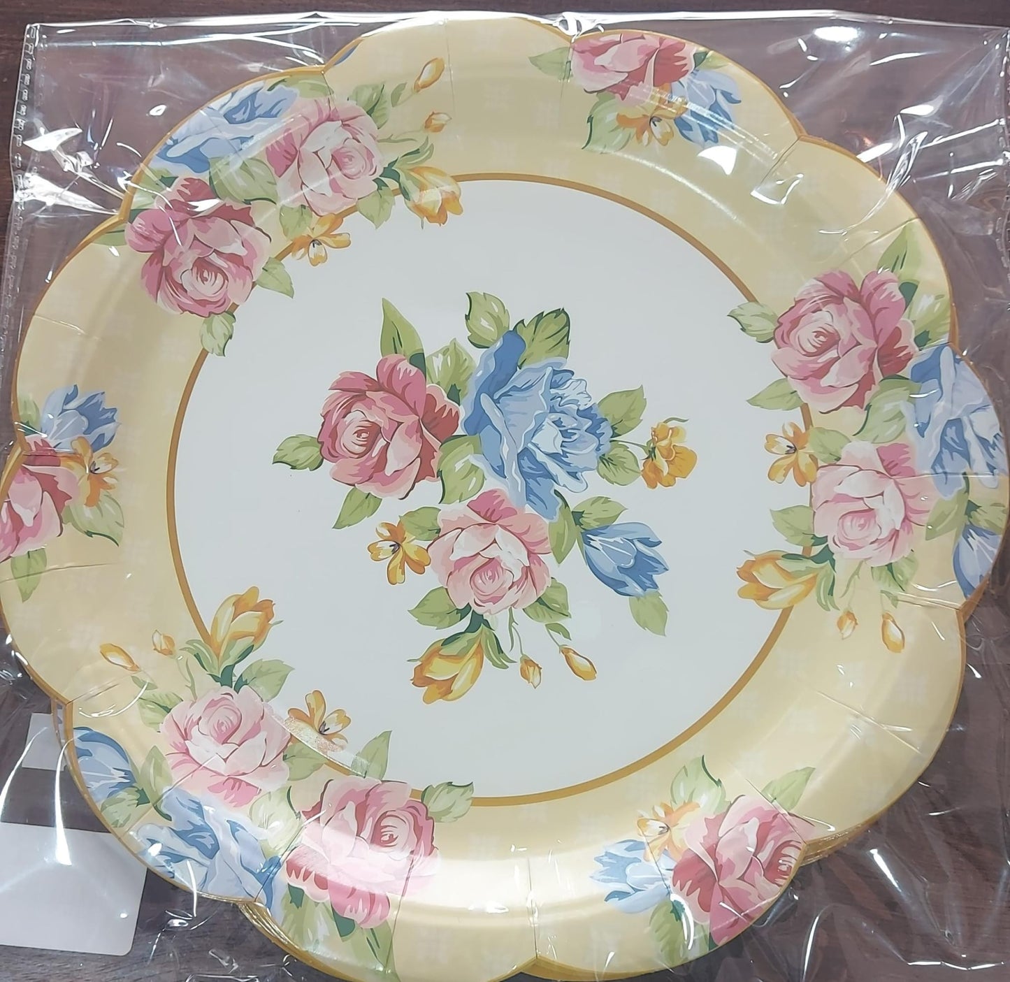 Yellow Floral Scalloped Edge Party Plates