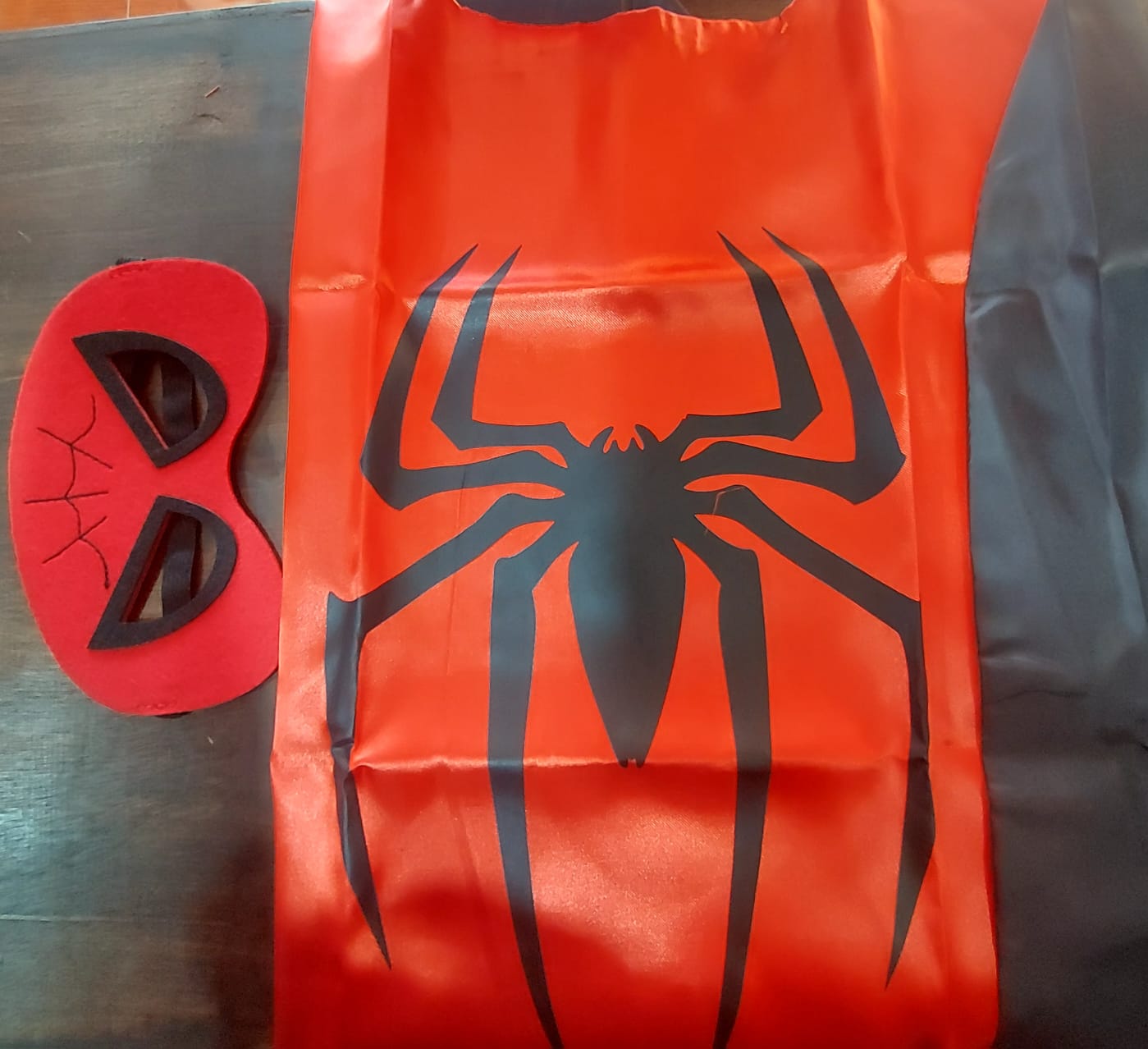 Spider Man Cape & Mask 3