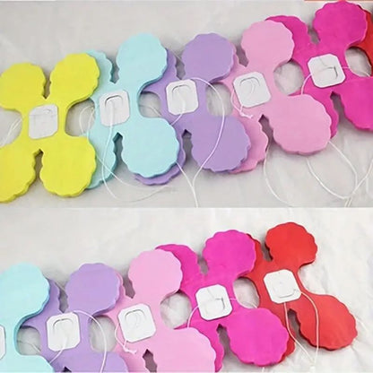 Four-Leaf Clover Garland  - Neon Pink