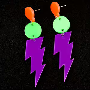 1 pair of creative lightning-shaped earrings (Purple)