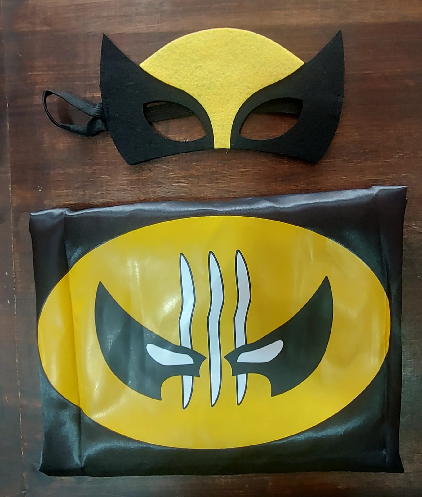 Wolverine Cape & Mask
