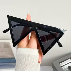 Black 90s Triangle Glasses